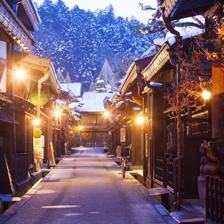 冬の飛騨路のほっこり列車旅。写真がなくても忘れない、一生モノの思い出に逢いにいこう。