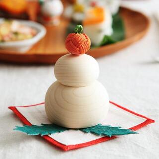 お部屋にちょこんと、ちいさな季節の訪れを飾りませんか?