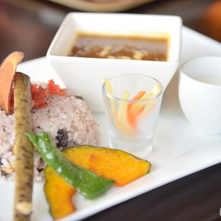 【関東】食べてキレイを磨きましょ♪「薬膳カフェ」で気軽に身体のケアをはじめませんか？