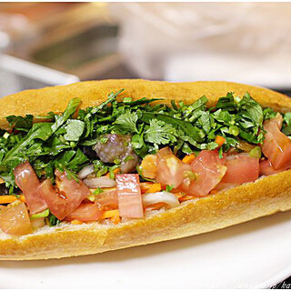 さっぱりでヘルシー♪ ベトナムサンドイッチ《バインミー》が食べられる都内で人気の専門店