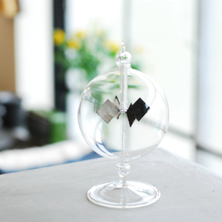 日々の変化を楽しみたい！おうちの中で自然を感じるインテリアアイテム