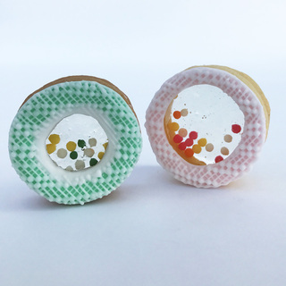 SNSで話題♪キラキラ透けて輝く「ステンドグラスクッキー」の作り方・アレンジレシピ