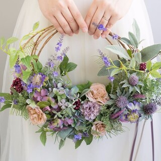 自由な発想で選びたい、ラスティックな雰囲気が素敵な“ウェディングブーケ”