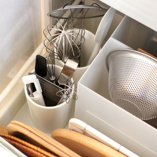 覚えておきたい“収納のキホン”。《仕切って区切って》毎日使うキッチンを美しく整えよう