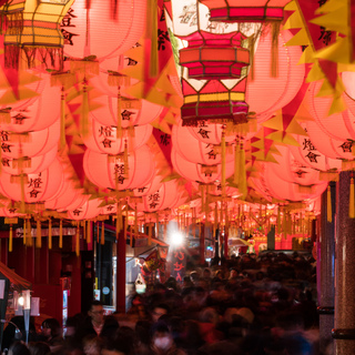 幻想的な灯りに魅せられて…♪一度は行ってみたい『長崎ランタンフェスティバル』