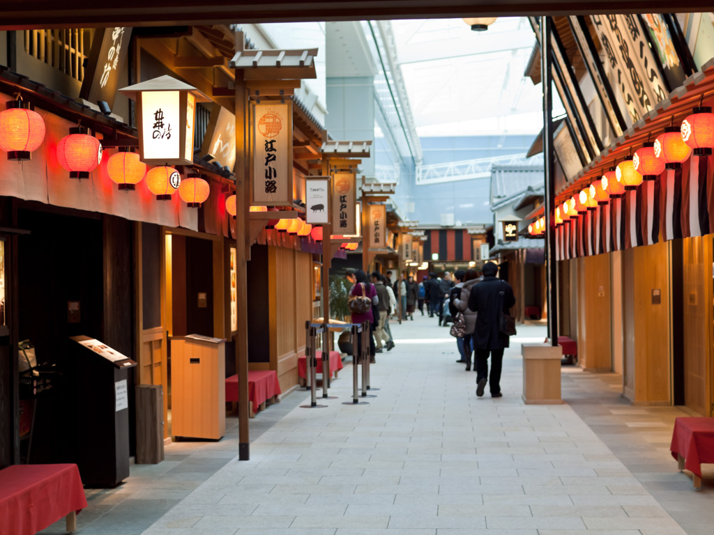 旅行じゃなくても訪れたくなる 国内で人気の 空港 楽しみ方 おすすめ4選 キナリノ