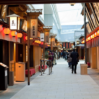 旅行じゃなくても訪れたくなる！国内で人気の「空港」楽しみ方（おすすめ4選）