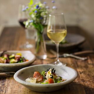 【明日なにつくる？】たまにはまったりおうち飲み。簡単おつまみレシピ