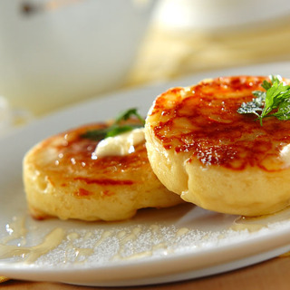 カリふわ食感が楽しい♪おやつや朝食に「クランペット」を作りませんか?