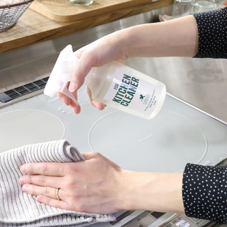 生活の些細な汚れはこれ一本!万能“マルチクリーナー”のご紹介