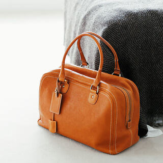 デイリーにも、小旅行にも◎ ひとつあると便利！「ちょっと大きめ」バッグ