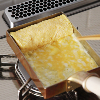 お料理上手は卵焼き上手♪「銅製玉子焼き器」とふんわり美味しい卵焼き（厚焼き玉子）の作り方 
