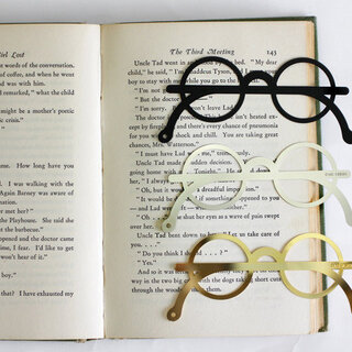 デスクを彩るアイテムがほしい。お仕事気分をあげてくれる可愛い「文房具」たち