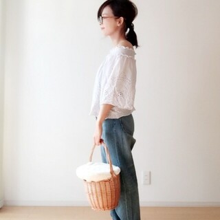 結ぶだけじゃつまらない！少しの工夫でぐっとおしゃれになるポニーテールアレンジ 