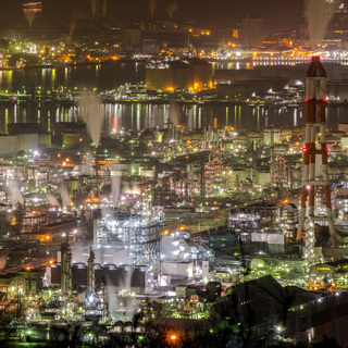 まるでSF世界のよう！近未来的な景色に魅せられて～中国・四国地方での工場夜景～