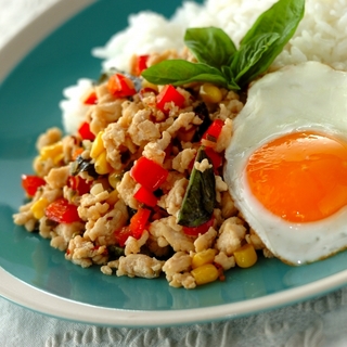 パッと作れてとってもおいしい♡自宅でガパオライスを作ってみよう！