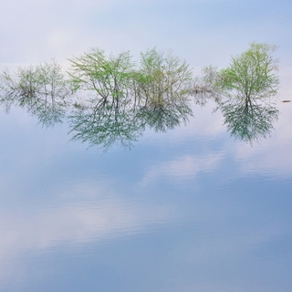 四万ブルーを求めて。優雅に自然を楽しむグランピングと素敵カフェを巡る四万温泉の休日