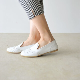 初夏にちょうどいい♪サンダル未満の【涼し気シューズ】カタログ