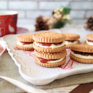 なんでも挟んじゃおう!絶品『スイーツサンド』レシピをご紹介します♪