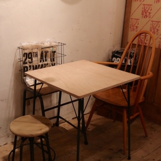 カフェ空間が叶う"とっておきの古道具"に出会える。西荻窪「ひぐらし古具店」へ