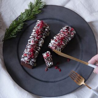 見た目の美しさだけではない。実用性を兼ね備えた【リム皿】