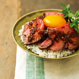 柔らかお肉を堪能しよう♪東京都内『ローストビーフ丼』巡り＆自家製レシピ