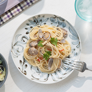 食卓を涼しげに。「おしゃれな器」と「ひんやり麺」で楽しむ、夏のランチタイム♪