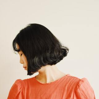 「地味な感じ」に終わらない。【黒髪】をもっとおしゃれに見せるコツ