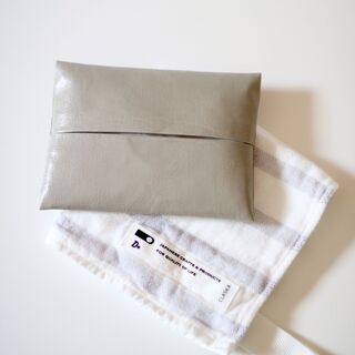 生活感を上手に隠す。おしゃれなポケットティッシュケースと収納術