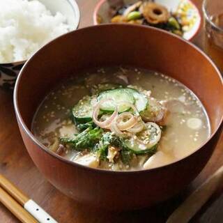 サラサラの喉ごし。暑い夏に食べたい「冷や汁」基本の作り方と簡単アレンジレシピ♪