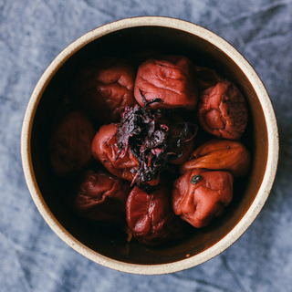 夏の疲労回復に！「梅干し」を使った主食・主菜・副菜レシピ＆煎り酒について