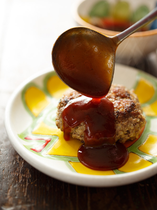 洋食の定番 濃厚 デミグラスソース を使ったアレンジレシピの楽しみ方 キナリノ