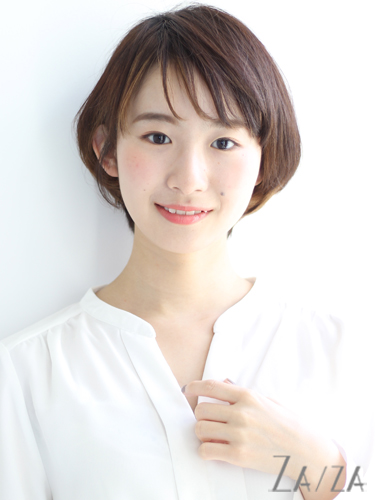 前髪に軽やかな透け感を シースルーバング のやり方 爽やかヘアカタログ キナリノ