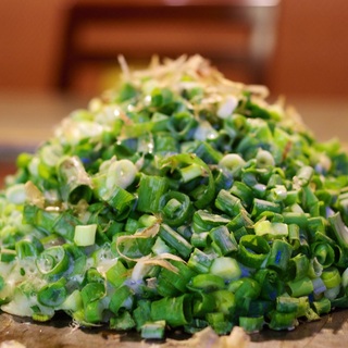 大阪在住ライターが選ぶ！本場の『粉もんグルメ』を味わうお好み焼き屋さん