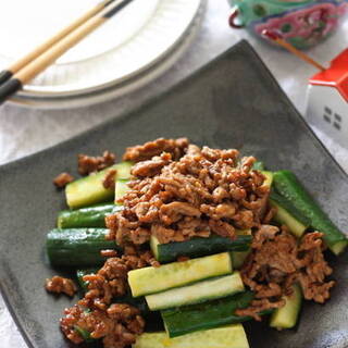 ピリッと辛い中華調味料「豆板醤」の使い方＆人気アレンジレシピ