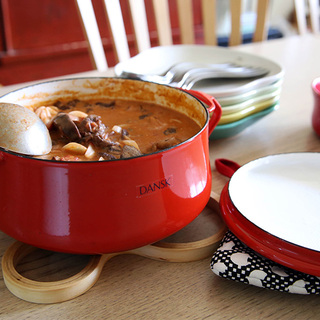 こんなにある！お鍋の種類。料理に合った《お鍋の選び方》