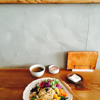 体の内側からキレイを目指す。ヘルシーな「自然派メニュー」がおいしいカフェ@東京