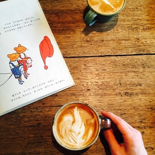 秋風を感じながら本と出会う街歩きはいかが？個性あふれる“中央線沿い”ブックカフェ巡り