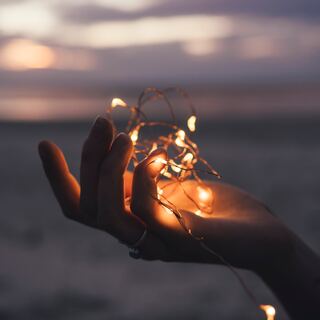 今よりもっと魅力的な自分に出会えるはず。「感性」を磨く5つの方法