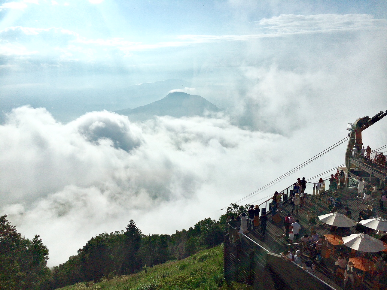 幻想的な雲の上の世界。「SORA terrace（ソラテラス）」で感動体験