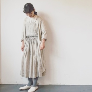 今年は何色で楽しむ？色別「カラータイツ」おしゃれコーデ集。