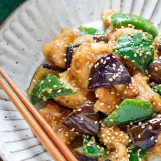 ご飯がすすむ 鉄板 なす ピーマン で作る美味しいおかず キナリノ
