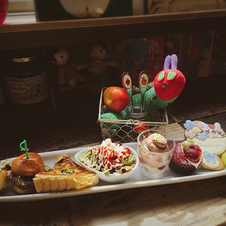 唯一無二のこだわり！ちょっとディープな大阪の「コンセプトカフェ」を巡りましょう