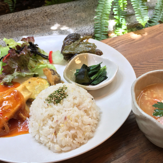 カラダが喜ぶ食材を食べに出かけよう♪【都内】本格派オーガニックカフェ＆レストラン