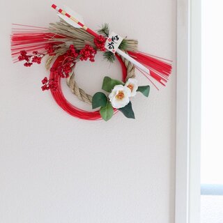 お部屋のインテリアに馴染む。シンプルな【しめ飾り】で新年を迎えよう