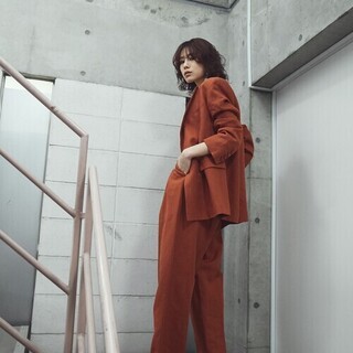 伸ばしかけの人も♪トレンドの「ボブルフ」スタイル&アレンジヘアカタログ