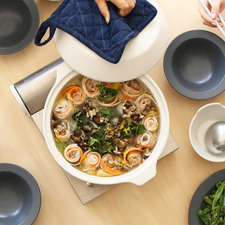 寒い季節はあったか鍋でポカポカ！アレンジいろいろお鍋のレシピ