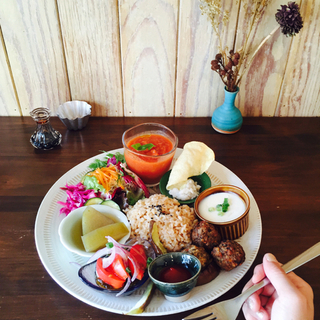 中央線沿いの個性あふれる街【高円寺】女性におすすめの「人気ランチ」大特集