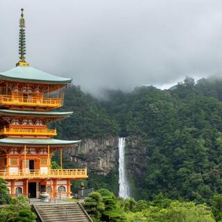 きっと心が洗われる。世界遺産『那智の滝』と熊野古道・温泉観光案内♪