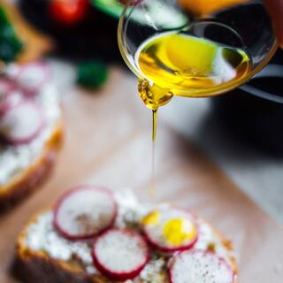 体のために何から変える？健康維持で必要なのは『体に良い油』でした◎